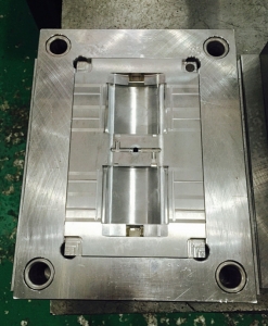 Y300422儀器塑膠制品，深圳塑膠模具廠，注塑模具加工